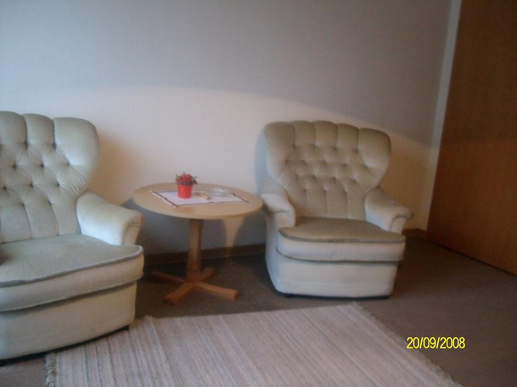 Ferien Und Gaestehaus Harms Neuenkirchen  Room photo